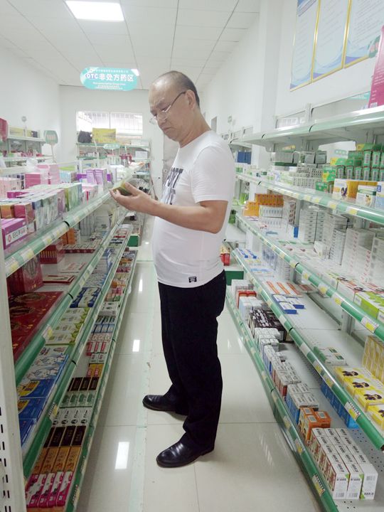 药品飞检现场.jpg