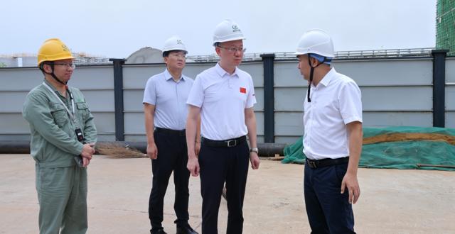 彭子晟督导重点在建产业项目建设工作