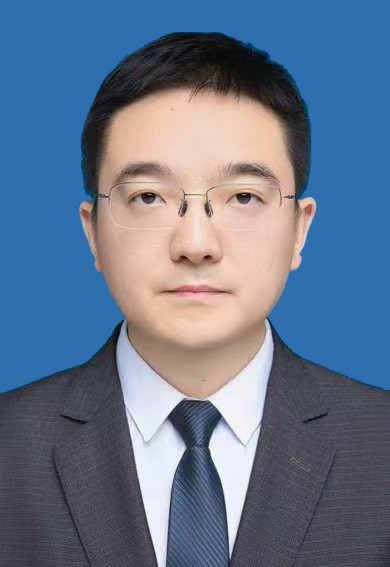 谭　凯